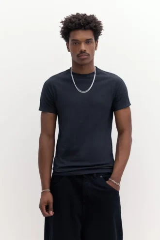 T-Shirts in Muscle-Fit