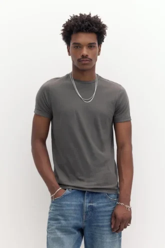 T-Shirts in Muscle-Fit