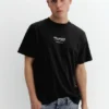 T-Shirts mit gesticktem Logo