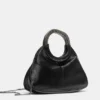 Tasche mit Metallgriff Tasche mit Metallgriff