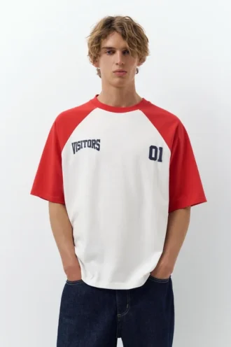 Visitors T-Shirt mit Raglanärmeln