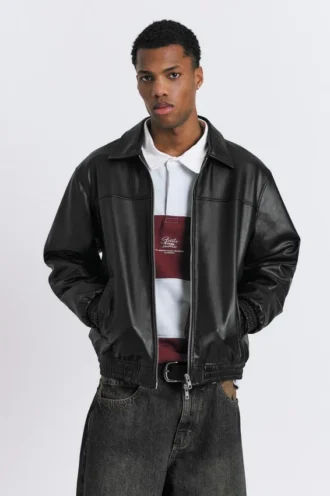 Voluminöse Kunstleder-Jacke