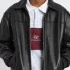 Voluminöse Kunstleder-Jacke