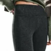 Weiche, ausgestellte Hose