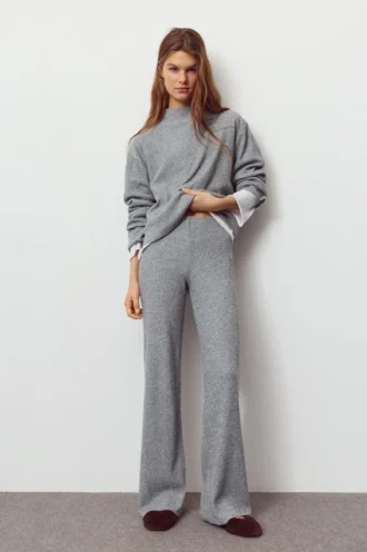 Weiche, gerade geschnittene Hose