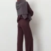 Weiche, gerade geschnittene Hose