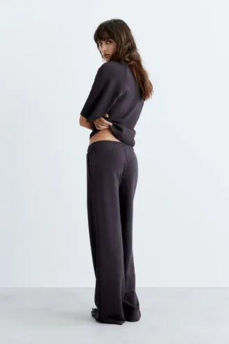 Weiche Hose mit weitem Bein