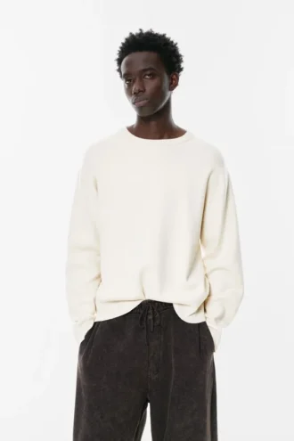 Weicher Strick-Pullover Weicher Strick-Pullover