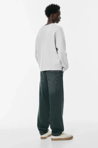 Weicher Strick-Pullover Weicher Strick-Pullover