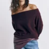 Weicher Strickpullover im Bardot-Stil Weicher Strickpullover im Bardot-Stil