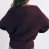 Weicher Strickpullover im Bardot-Stil Weicher Strickpullover im Bardot-Stil