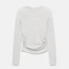 Weiches, gerafftes T-Shirt Weiches, gerafftes T-Shirt