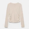 Weiches, gerafftes T-Shirt Weiches, gerafftes T-Shirt