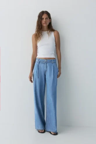 Weit geschnittene Jeans mit Kordelzug