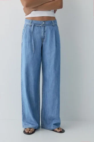 Weit geschnittene Jeans mit Kordelzug