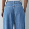 Weit geschnittene Jeans mit Kordelzug Weit geschnittene Jeans mit Kordelzug