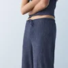 Weite Hose aus Krepp