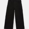 Weite Jeans mit Laserdruck