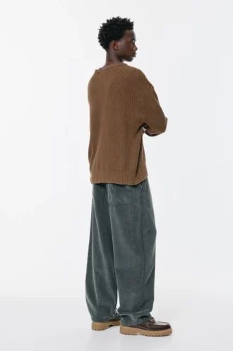 Weite Jogginghose aus Cord Weite Jogginghose aus Cord