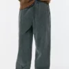 Weite Jogginghose aus Cord