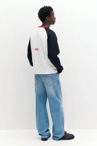 Zerrissene Slim-Fit-Bootcut-Jeans